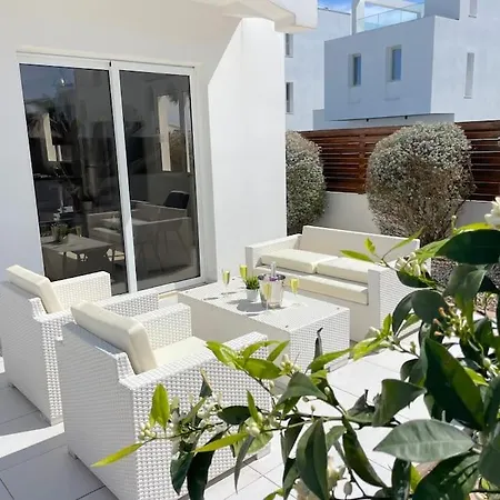 Vila Nissini Famliy *