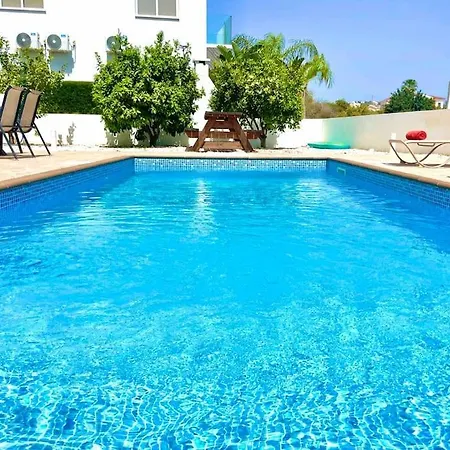 Nissini Famliy Ayia Napa