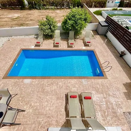 Villa Nissini Famliy *