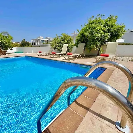 Nissini Famliy Villa Ajía Nápa
